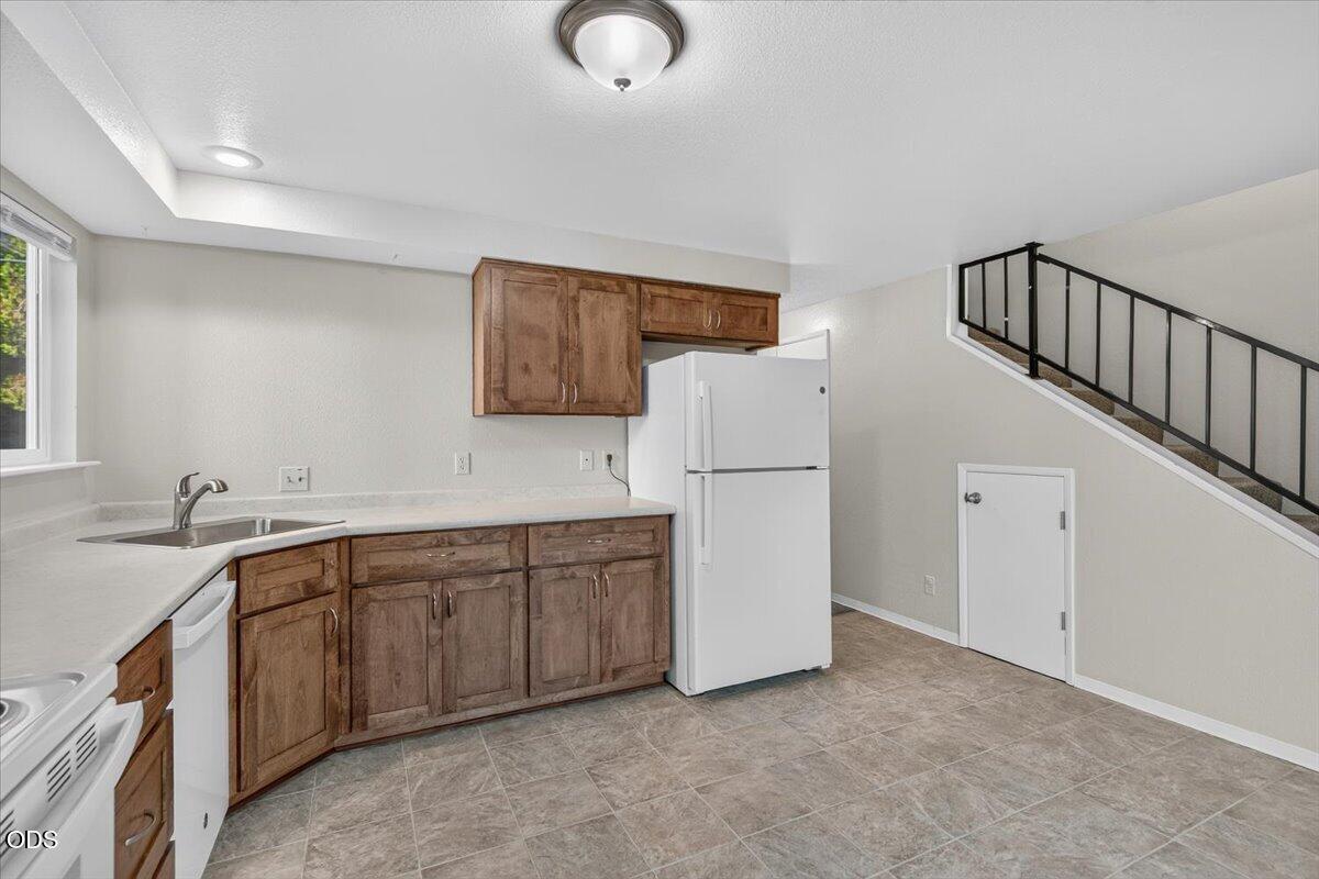 211 West Bolz Road Phoenix, OR 97535 - Photo 13 of 26