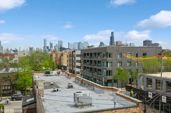 $700,000 | 505 North Hermitage Avenue, Unit 4S, Chicago, IL 60622