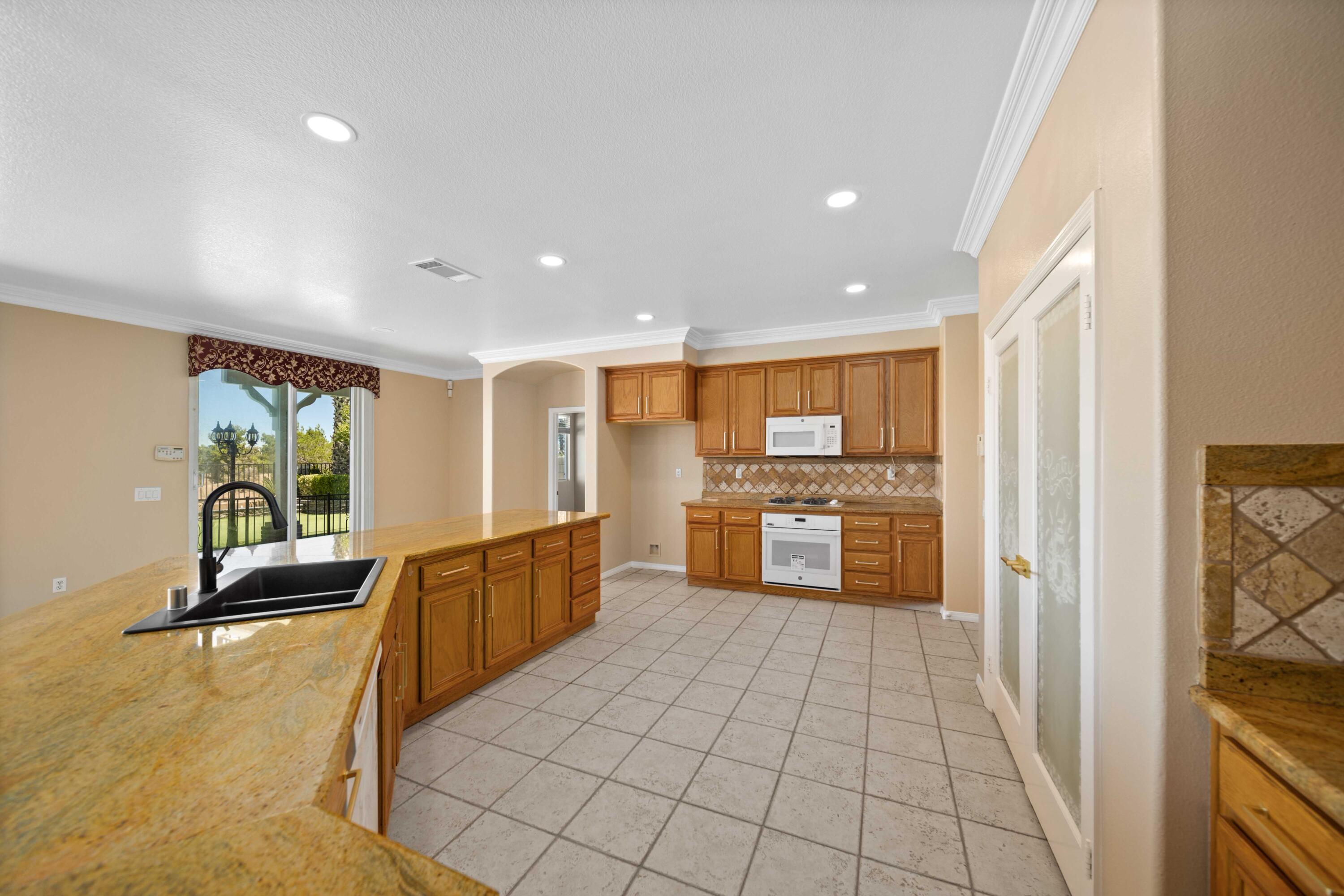 3121 Club Rancho Drive Palmdale, CA 93551 - Photo 19 of 54 3121 Club Rancho Dr-19