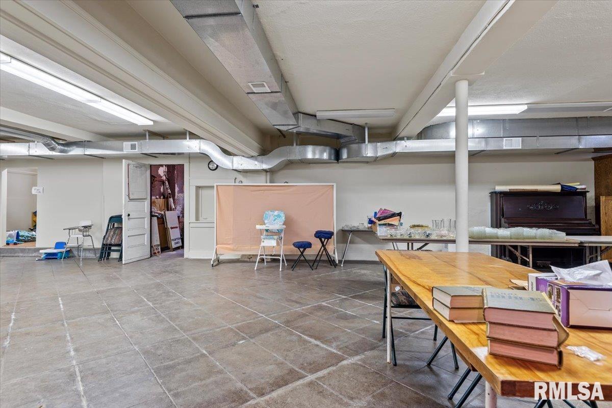 111 South Church Street Virden, IL 62690 - Photo 34 of 52