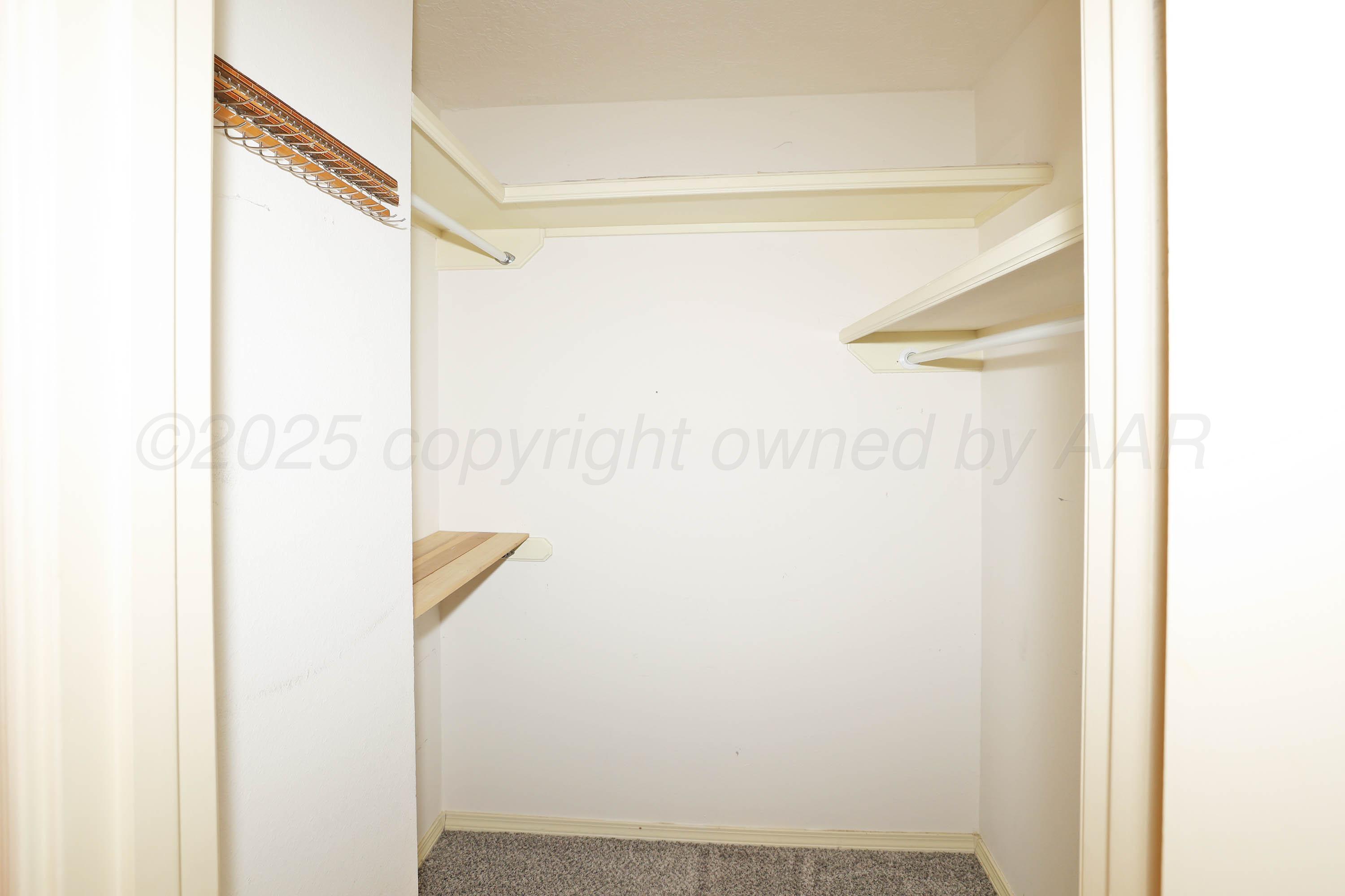 1615 South Bryan Street, Unit 19 Amarillo, TX 79102 - Photo 28 of 54 28-Primary Closet
