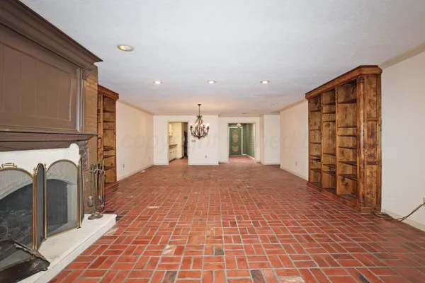 a view of a livingroom with a fireplace