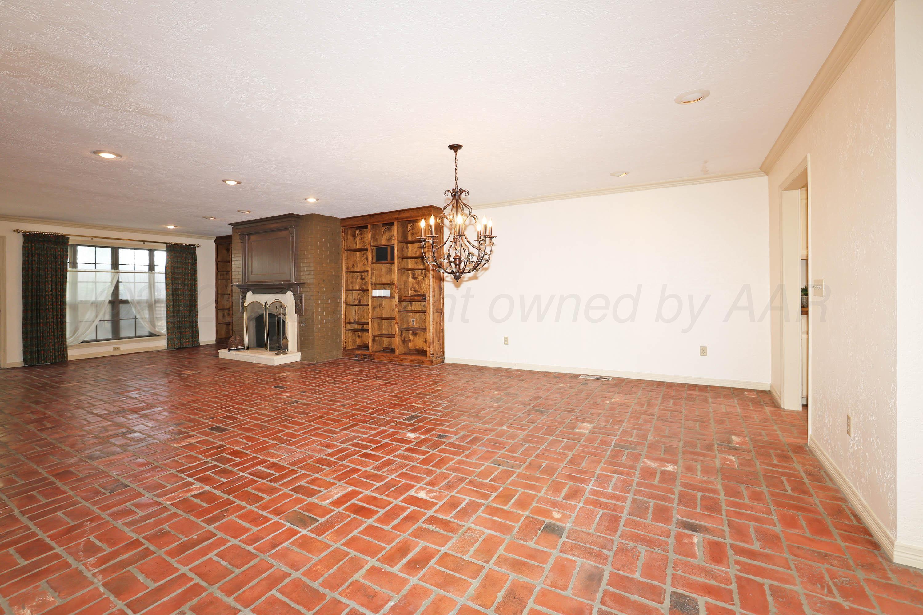 1615 South Bryan Street, Unit 19 Amarillo, TX 79102 - Photo 9 of 54 10-Dining Area