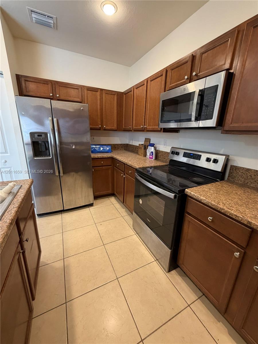 15071 Southwest 116th Street, Unit 15071 Miami, FL 33196 - Photo 4 of 22