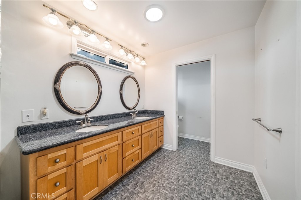178 North Monterey Road Orange, CA 92866 - Photo 26 of 56