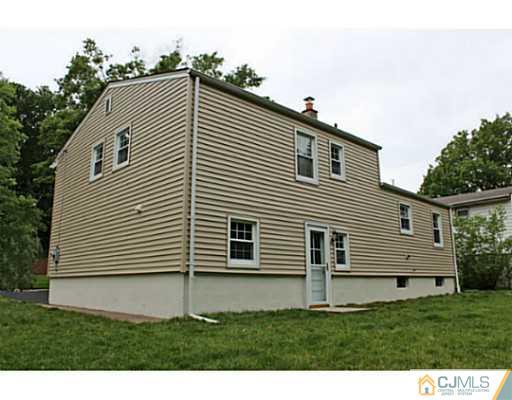 16 Larchmont Road Edison, NJ 08837 - Photo 23 of 25 Gallery Image 23