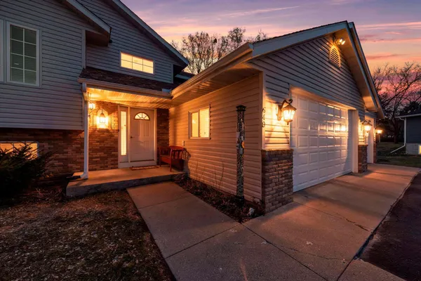 $359,900 | 670 6th Street Southeast, Cokato, MN 55321