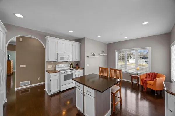 $359,900 | 670 6th Street Southeast, Cokato, MN 55321