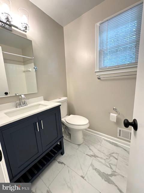 2053 Kings House Road Silver Spring, MD 20905 - Photo 12 of 20 Bath