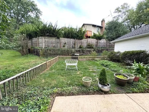 $3,700 | 2053 Kings House Road, Silver Spring, MD 20905