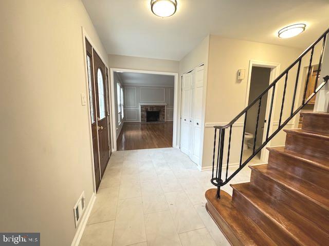 2053 Kings House Road Silver Spring, MD 20905 - Photo 3 of 20 Interior