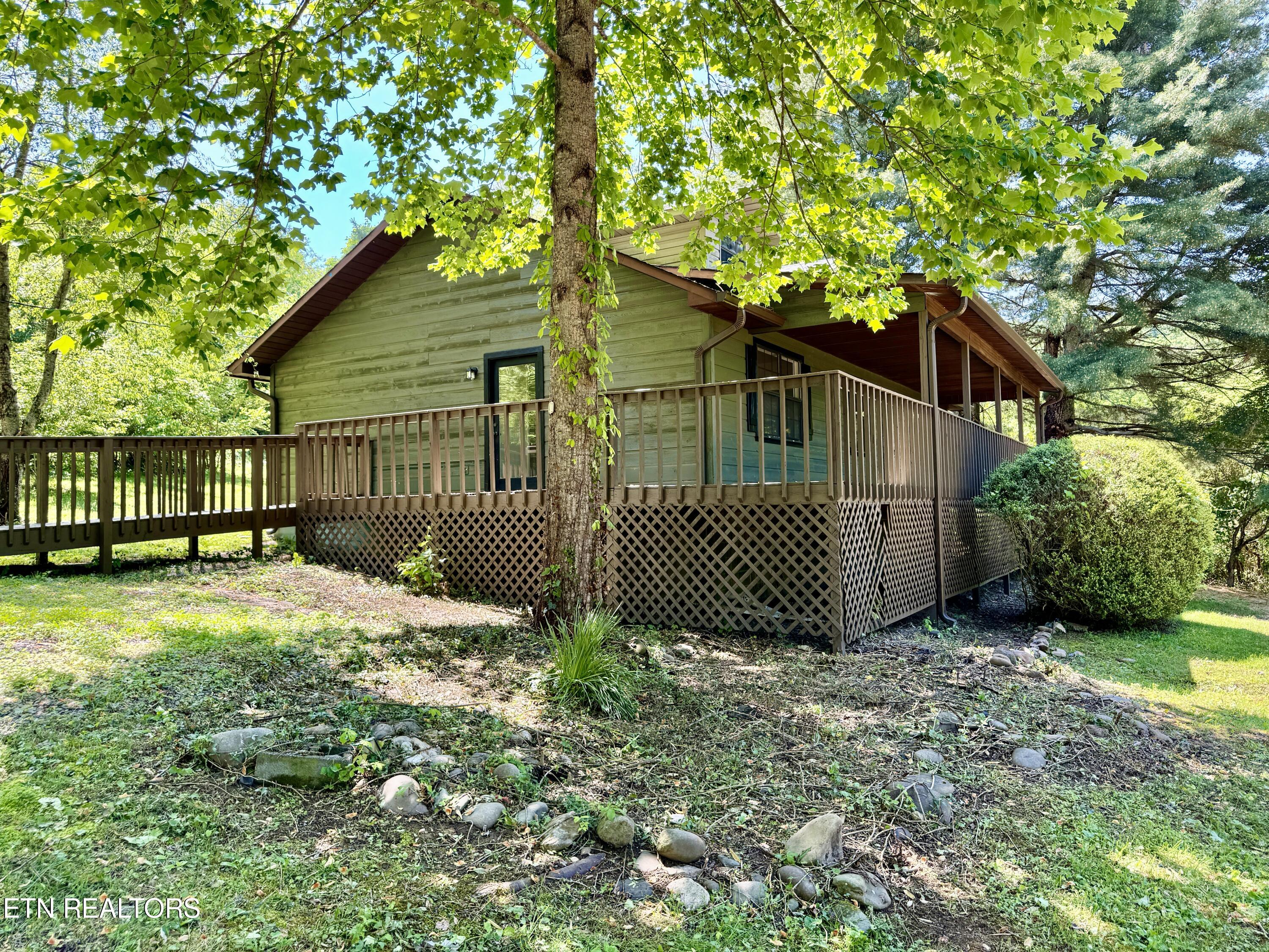 501 Thomas Loop Road Sevierville, TN 37876 - Photo 16 of 44 15