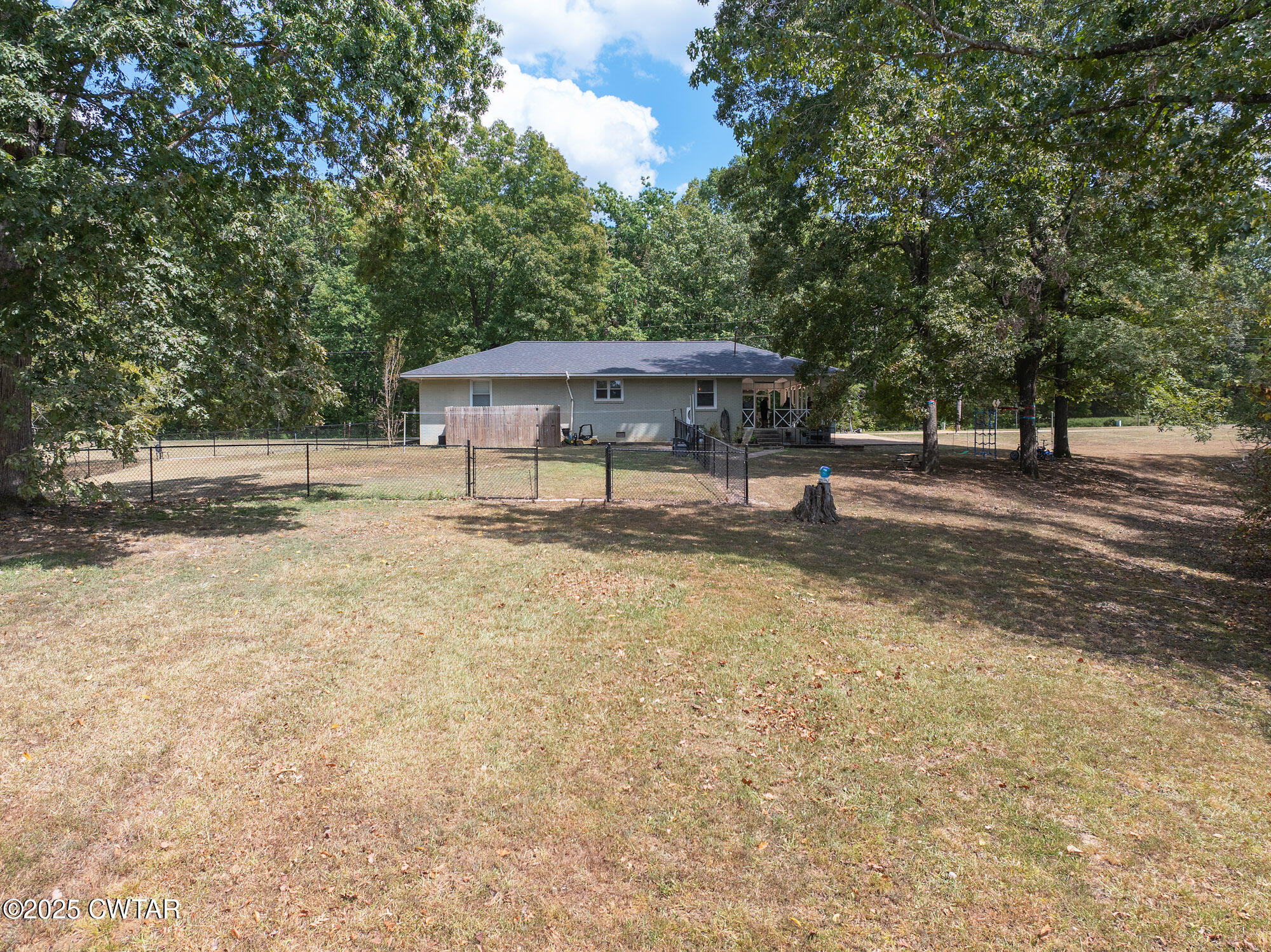 7028 3 Way Road Decaturville, TN 38329 - Photo 28 of 31 DJI_20250903134133_0474_D