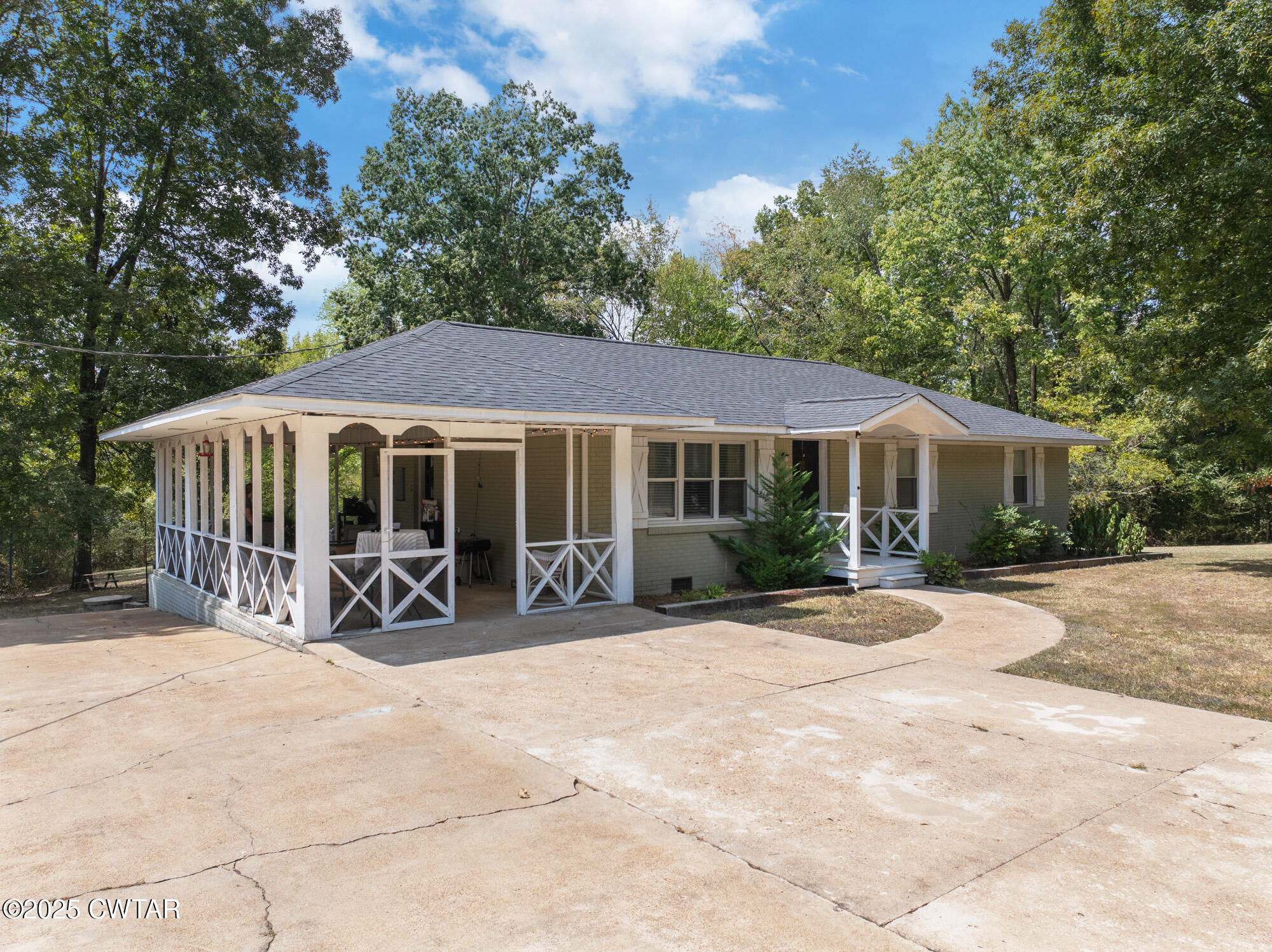 7028 3 Way Road Decaturville, TN 38329 - Photo 3 of 31 DJI_20250903134236_0477_D
