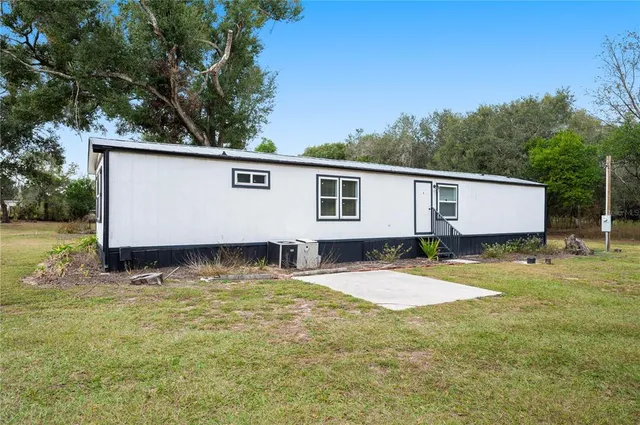 $1,400 | 4218 Lake Hancock Road, Lakeland, FL 33812
