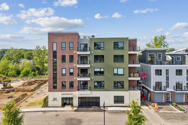 $480,000 | 20 Upper Fls Road, Unit 406, Biddeford, ME 04005