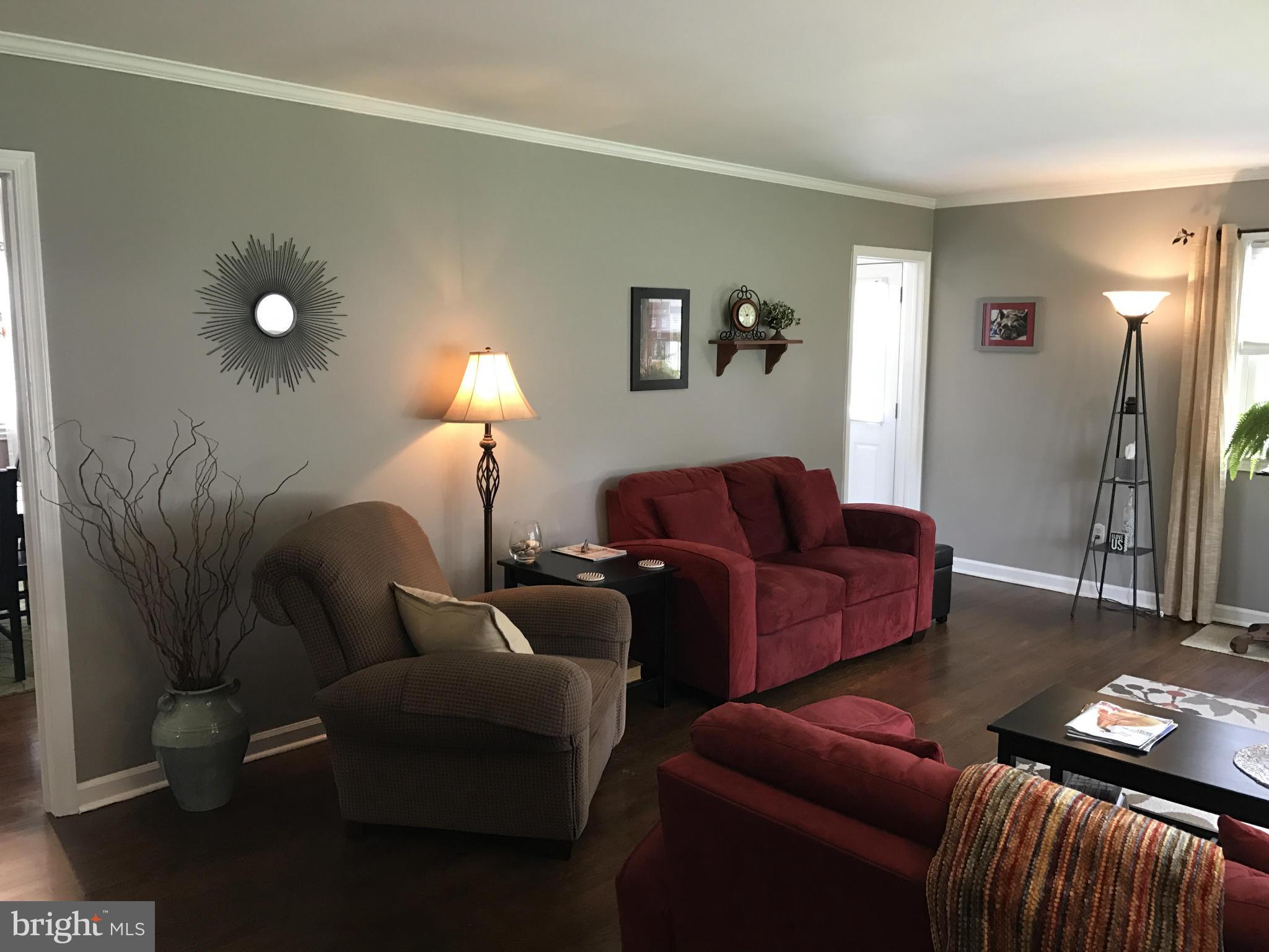 9002 Sudley Road Manassas, VA 20110 - Photo 17 of 27 Living Room