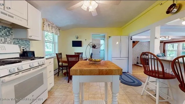 $379,900 | 675 Sr 81, Climax, NY 12042