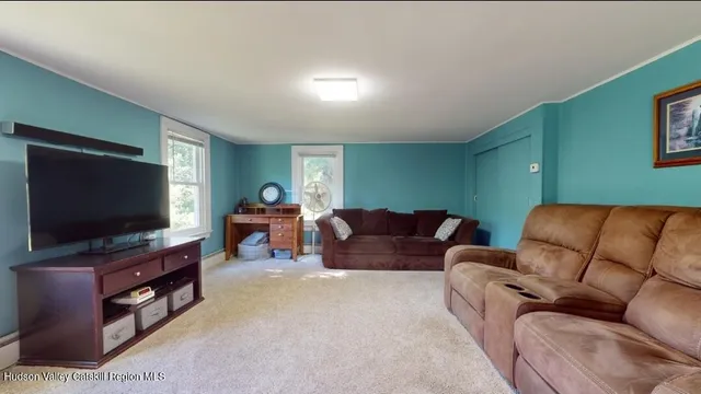 $379,900 | 675 Sr 81, Climax, NY 12042