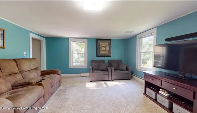 $379,900 | 675 Sr 81, Climax, NY 12042