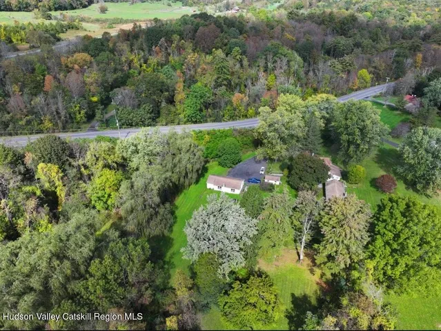 $379,900 | 675 Sr 81, Climax, NY 12042