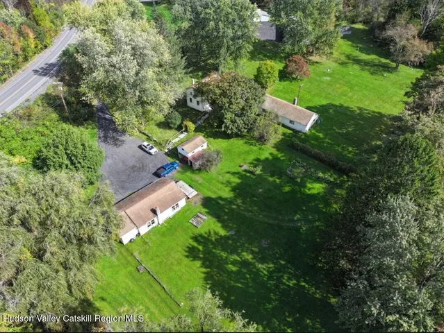 $379,900 | 675 Sr 81, Climax, NY 12042