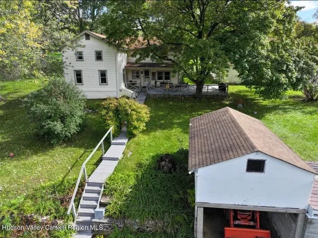 $379,900 | 675 Sr 81, Climax, NY 12042