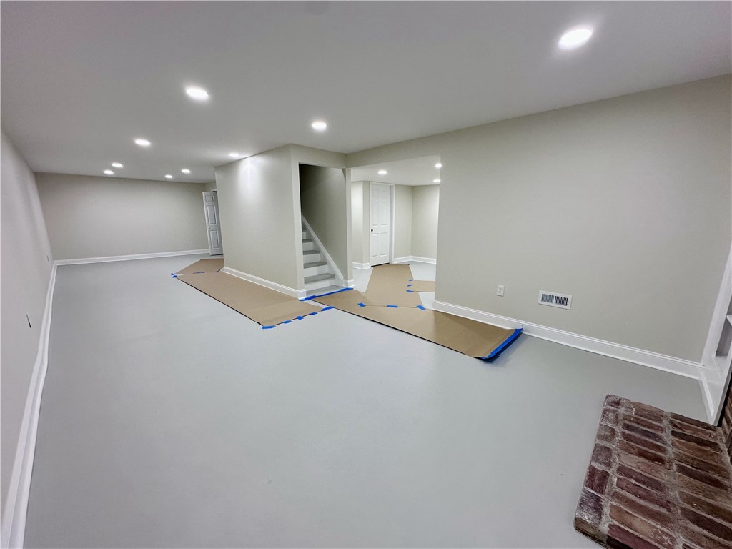 3975 Conference Road Bellbrook, OH 45305 - Photo 3 of 80