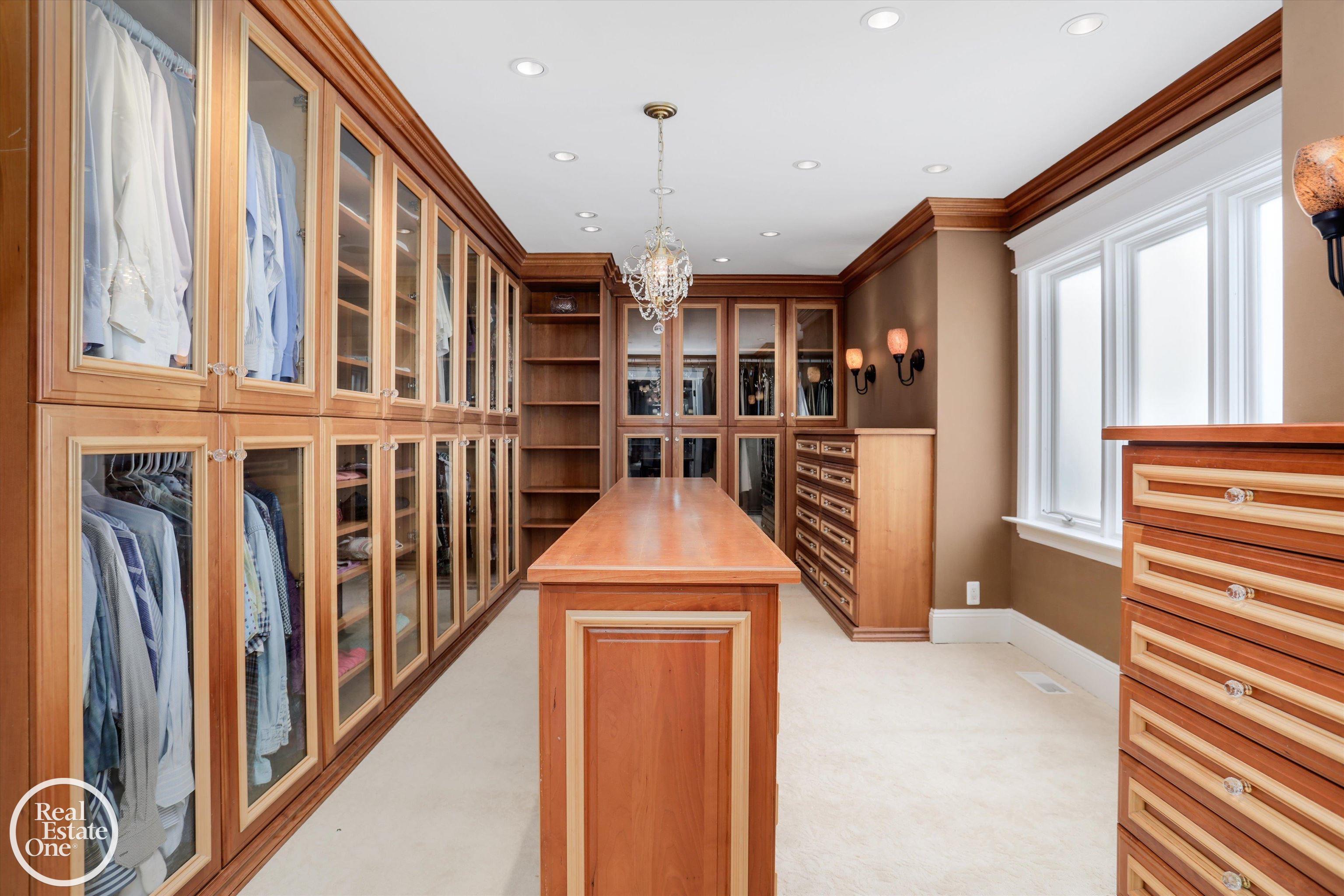 583 Lake Shore Road Grosse Pointe Shores, MI 48236 - Photo 45 of 92