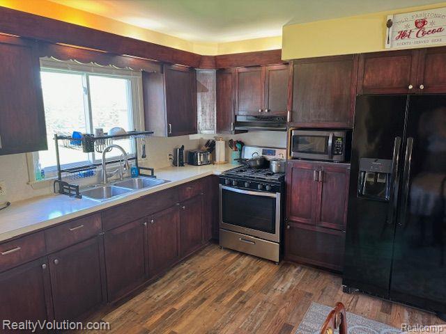 1389 Bowers Road Lapeer, MI 48446 - Photo 3 of 24