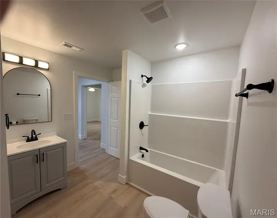 $245,000 | 407 Howard Street, Clarksville, MO 63336