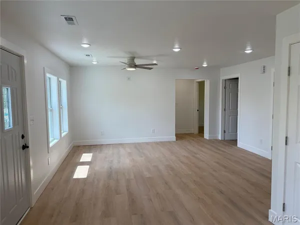 $245,000 | 407 Howard Street, Clarksville, MO 63336