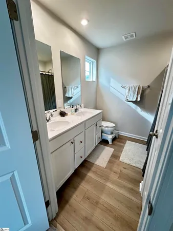 $2,075 | 247 Sarnesfield Way, Greenville, SC 29605