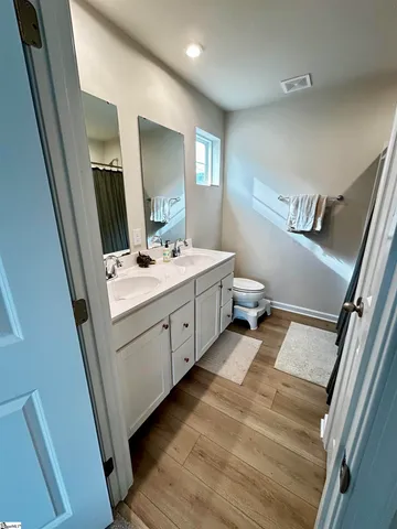 $2,075 | 247 Sarnesfield Way, Greenville, SC 29605