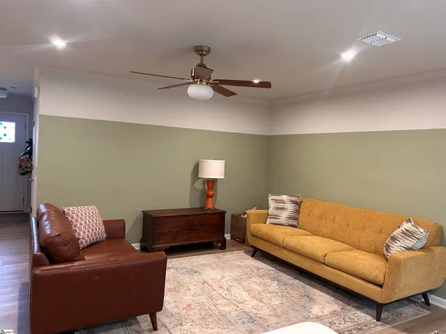 $2,075 | 247 Sarnesfield Way, Greenville, SC 29605