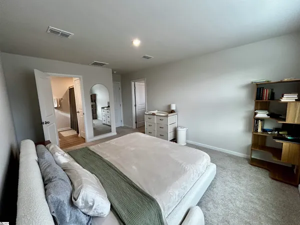 $2,075 | 247 Sarnesfield Way, Greenville, SC 29605