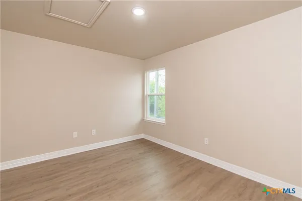 $1,450 | 806 White Meadow Lane, Unit B, Harker Heights, TX 76548