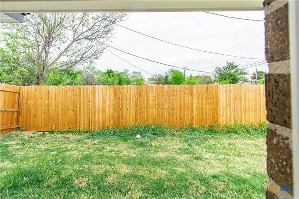 $1,450 | 806 White Meadow Lane, Unit B, Harker Heights, TX 76548