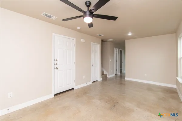 $1,450 | 806 White Meadow Lane, Unit B, Harker Heights, TX 76548