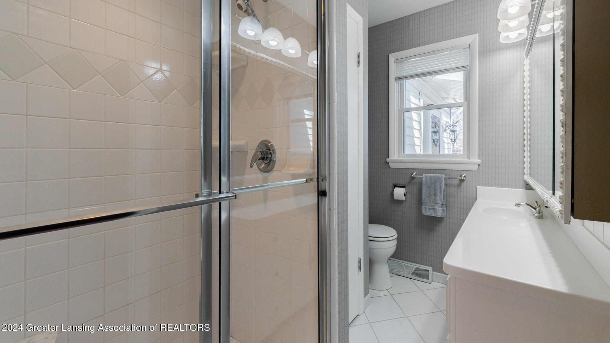 15803 Brook Road Lansing, MI 48906 - Photo 14 of 29 15803BROOK16