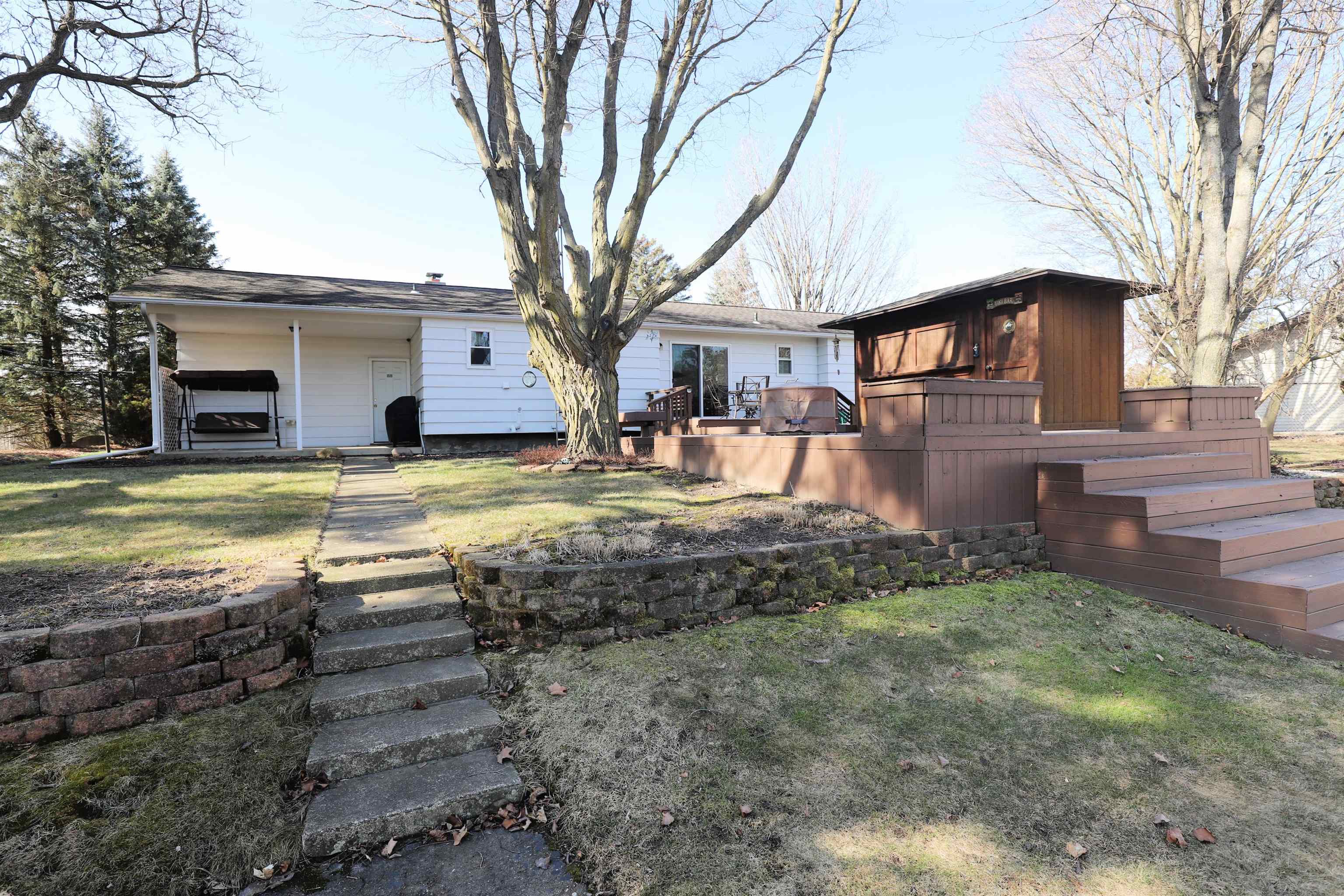 6280 East River Road Flushing, MI 48433 - Photo 30 of 42 50168497-bd8aee78-0c76-4042-9b80-7b215d031c65.JPG
