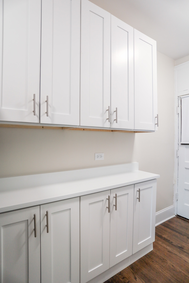 5742 South Stony Is Avenue, Unit 14 Chicago, IL 60637 - Photo 4 of 13