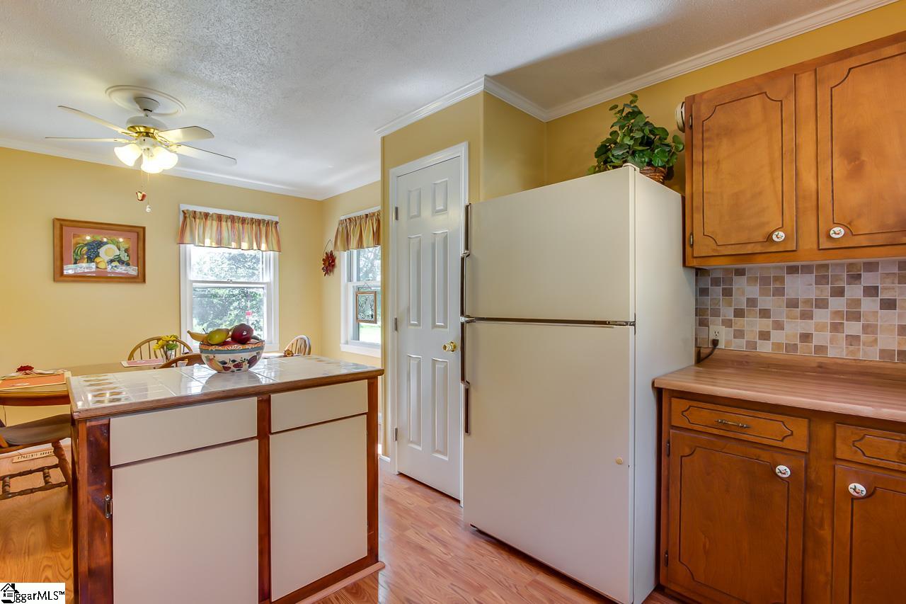 332 McKinney Road Simpsonville, SC 29681 - Photo 15 of 32 Gallery Image 15