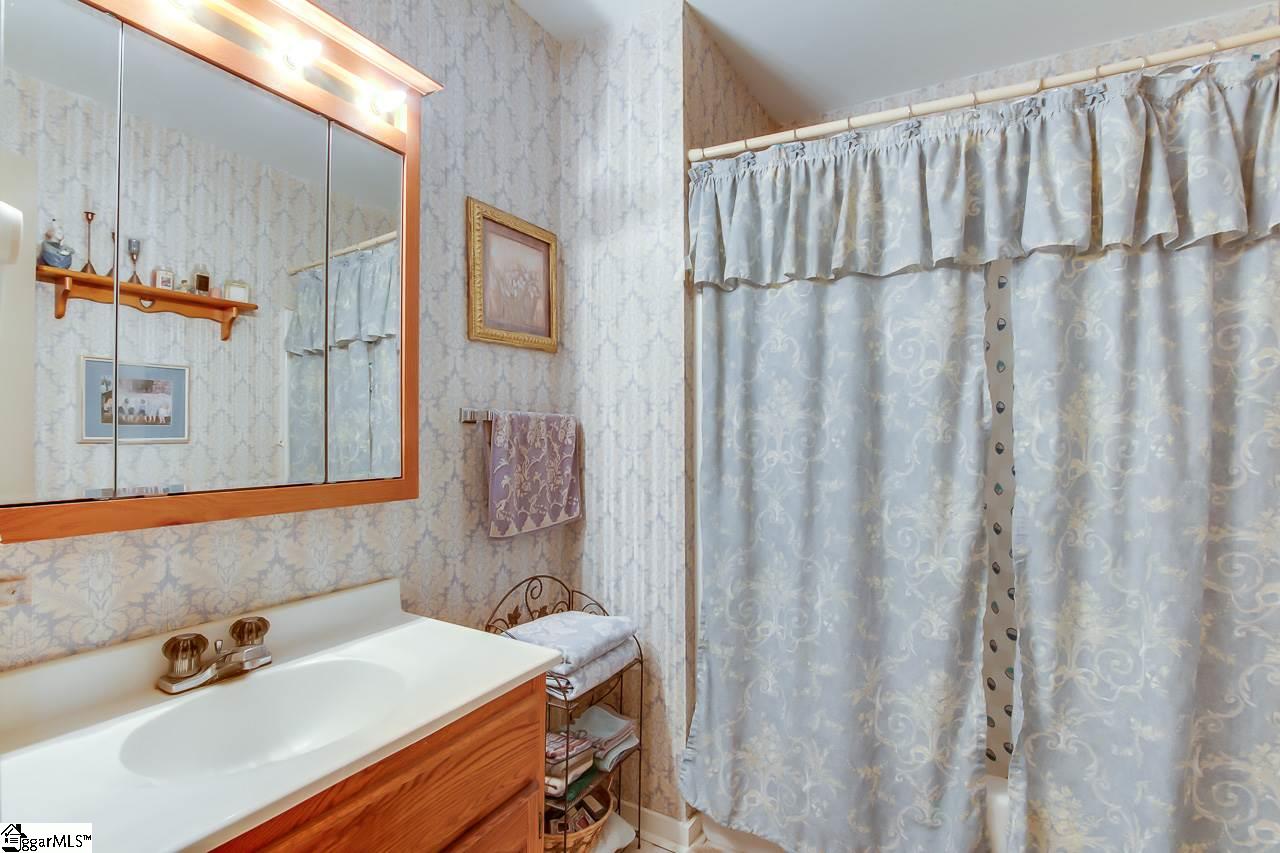 332 McKinney Road Simpsonville, SC 29681 - Photo 22 of 32 Gallery Image 22