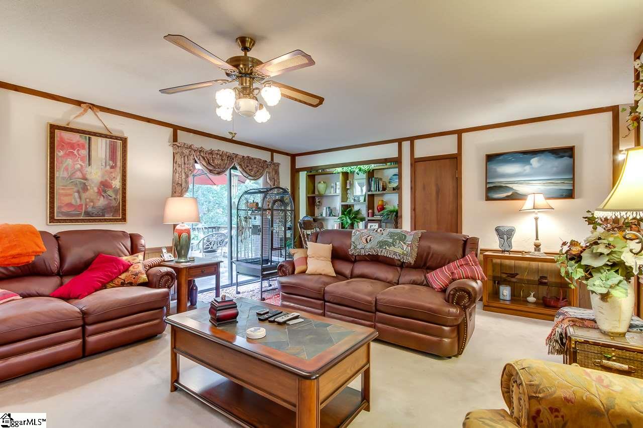 332 McKinney Road Simpsonville, SC 29681 - Photo 8 of 32 Gallery Image 8