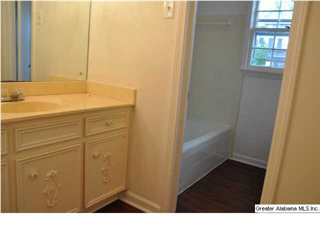 2035 Arnold Road Birmingham, AL 35216 - Photo 13 of 20