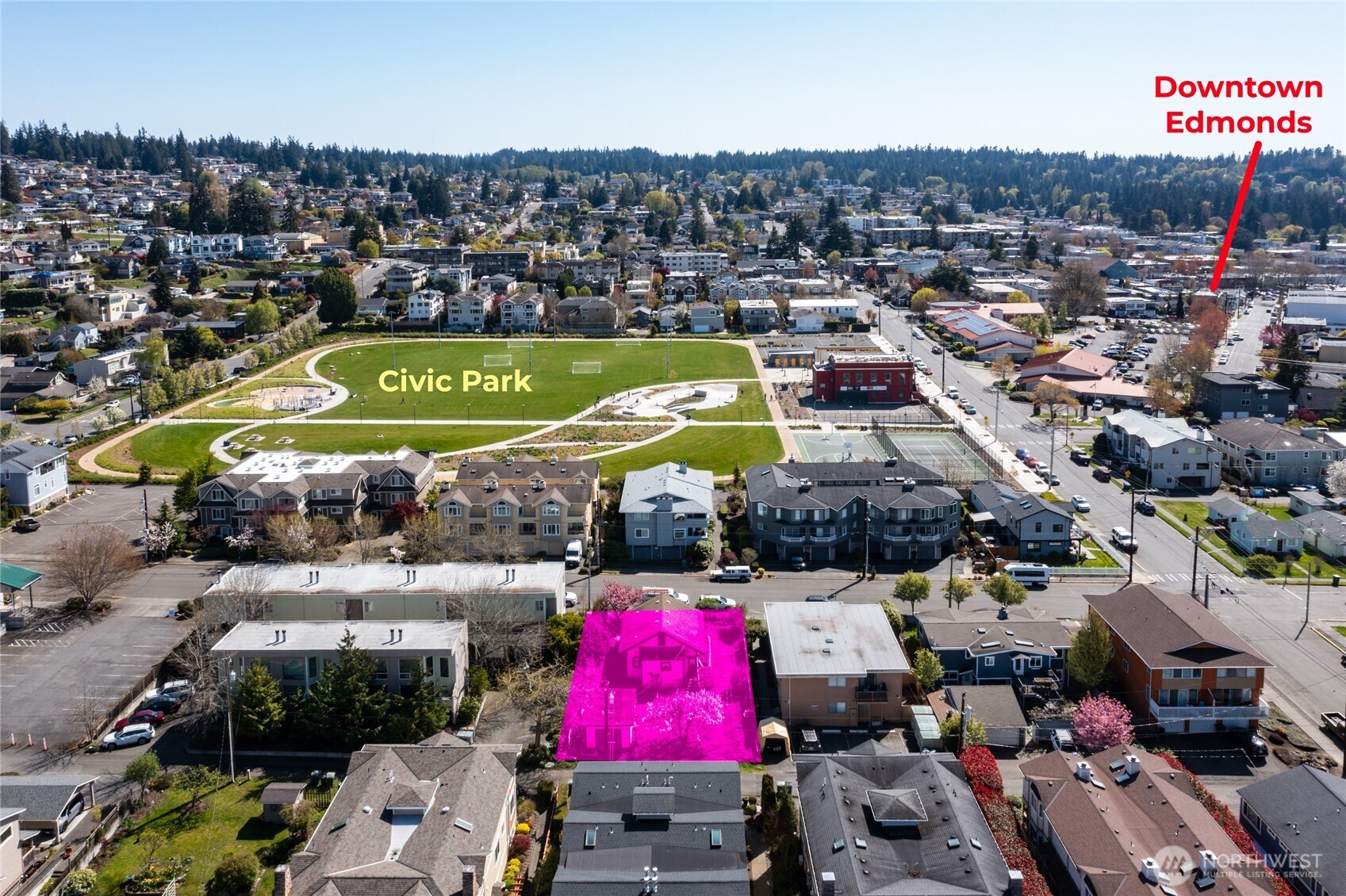 621 Daley Street Edmonds, WA 98020 - Photo 16 of 19 a view of a city