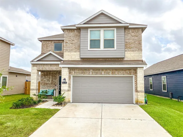 $2,400 | 1214 Mira Mar Court, Rosharon, TX 77583