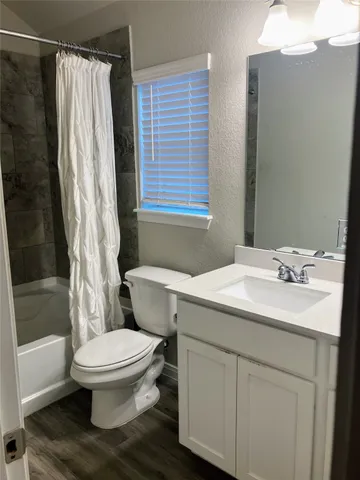 $2,400 | 1214 Mira Mar Court, Rosharon, TX 77583