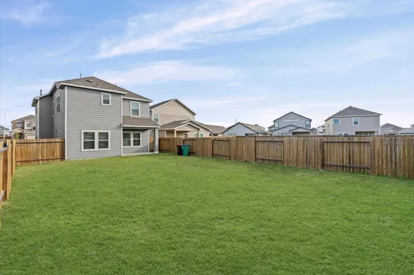 $2,300 | 1214 Mira Mar Court, Rosharon, TX 77583